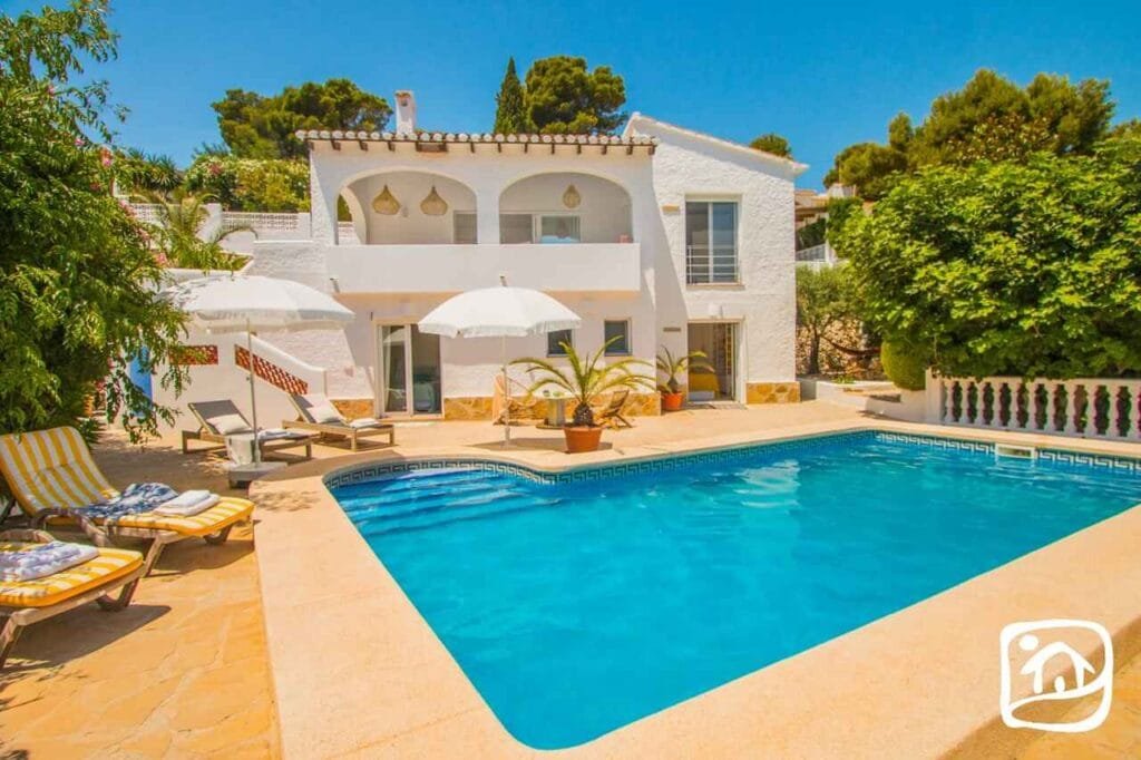 Renovierung des Außenbereichs in Benissa 3 Schwimmbad
